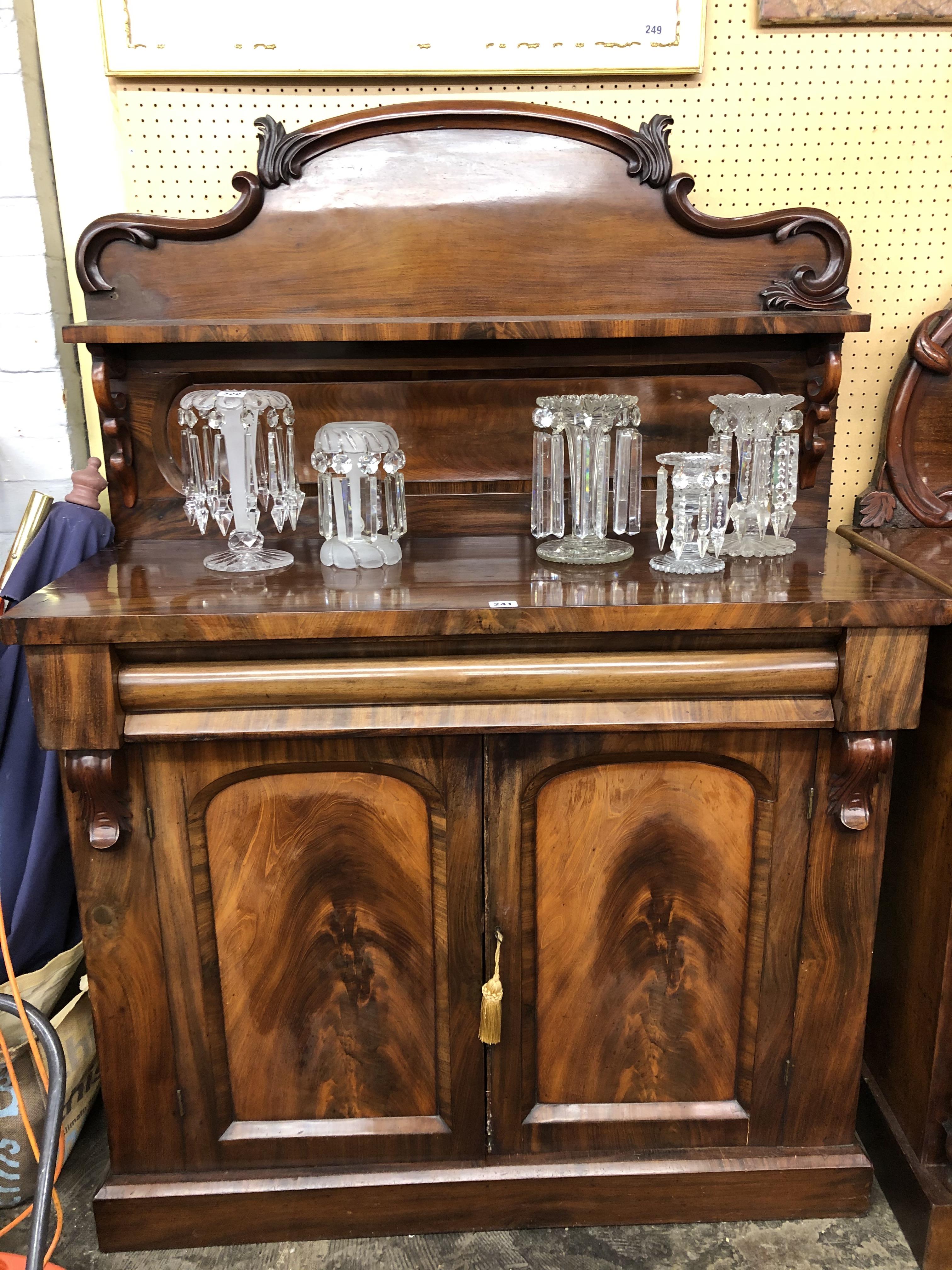 VICTORIAN MAHOGANY CHIFFONIER WITH A SCROLLED BACK WITH SHELF FITTED WITH A SINGLE CUSHION DRAWER