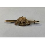 9CT GOLD AUSTRALIA AND COMMONWEALTH MILITARY FORCES BAR BROOCH 3G APPROX