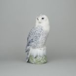 Royal Copenhagen Model of a Snowy Owl, Peter Herold, 20th century, height 15.7 in — 40 cm