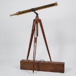 French Lacquered Brass Celestial Telescope on Tripod, E. Vion, Paris for Selsi Optics, early 20th ce