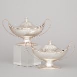 Pair of George III Silver Covered Sauce Tureens, James Young, London, 1787, length 9.8 in — 25 cm (2