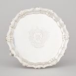 George II Silver Small Circular Salver, Robert Abercromby, London, 1745, diameter 6.7 in — 17 cm