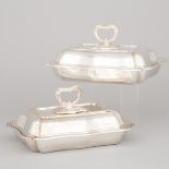 Pair of Late Victorian Silver Covered Entrée Dishes, Harrison Brothers & Howson, Sheffield, 1900, le