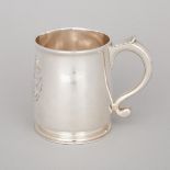 George I Silver Small Mug, Thomas Tearle, London, 1723, height 3.5 in — 9 cm