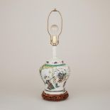 A Wucai Porcelain Vase Lamp, 19th Century, 十九世紀 五彩人物故事紋罐燈, overall height 26 in — 66 cm