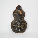 A Jade Inlaid and Gilt Decorated Black Lacquer Panel, 黑漆木描金嵌玉山水人物花鳥紋葫蘆式大掛屏, 50.8 x 29.9 in — 129 x 7