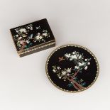 A Black Ground Cloisonné Box and Plate, Inaba Mark, Early 20th Century, 二十世紀早期 日本 黑地掐絲琺瑯花鳥紋蓋盒 盤 一組兩件