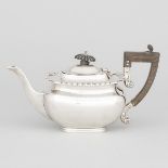 English Silver Bachelor's Teapot, Stokes & Ireland Ltd., Chester, 1910, length 9.1 in — 23 cm