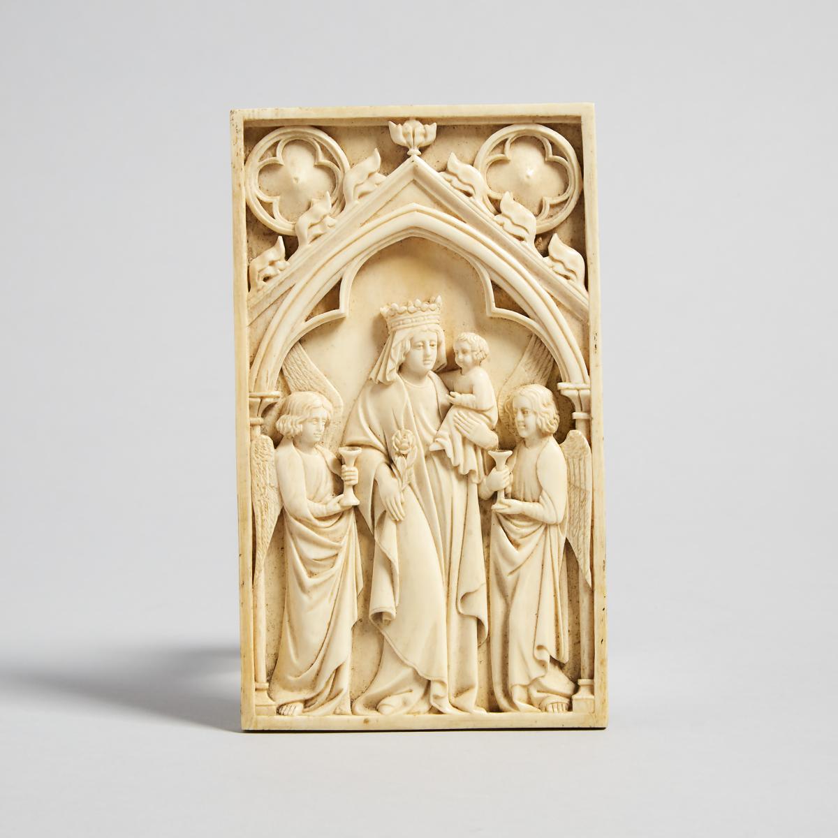 French Gothic Relief Carved Ivory Plaque, 18th century or earlier, 5.8 x 3.4 in — 14.7 x 8.6 cm