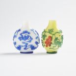 Two Peking Glass Snuff Bottles, 19th Century, 十九世紀 套料鼻煙壺兩隻, height 2.2 in — 5.7 cm (2 Pieces)