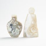Two Mother-of-Pearl Snuff Bottles, 19th/20th Century, 十九/二十世紀 珍珠母貝奔馬紋 牡丹紋鼻煙壺兩隻, tallest height 3.3 i