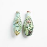 Two Moulded Porcelain 'Corn' and 'Lotus-Form' Snuff Bottles, 19th/Early 20th Century, 十九/二十世紀早期 模製瓷胎