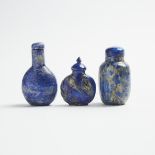 A Group of Three Lapis Lazuli Snuff Bottles, 19th/20th Century, 十九/二十世紀 青金石雕鼻煙壺一組三件, tallest height