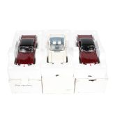 3x Danbury Mint 1:24 scale 1966 Ford Mustangs. 2x Hardtop examples in burgundy and black and a