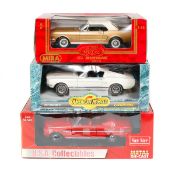 6x 1:18 scale American muscle cars by various makes. 4x Ford Mustangs; a Mira 1964 convertible in