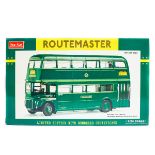 A Sun Star 1:24 scale Routemaster Bus (2904). London Transport Green Line RMC1453, 453 CLT. Boxed,