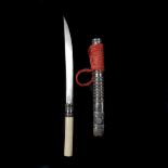 A Burmese dagger dha. First half of the 20th century, slightly swollen SE blade 24cms, silver