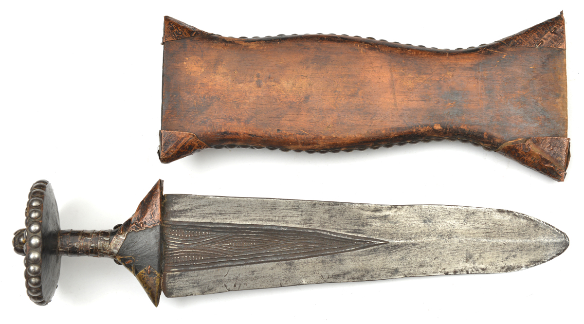 An African Kota tribal knife bolengwa. 20th century, broad DE blade 32cms cut with decorative - Image 2 of 3