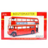 A Sun Star 1:24 scale Routemaster Bus (2908). London Transport RM870, WLT 870. Boxed, minor wear.