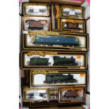 A quantity of Mainline 'OO' gauge railway. 3x locomotives, - a BR class 56 Co-Co diesel RN56079. 2