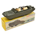 French Dinky Military Camion Amphibie Militaire D.U.K.W. (825).In olive green, with driver, crate