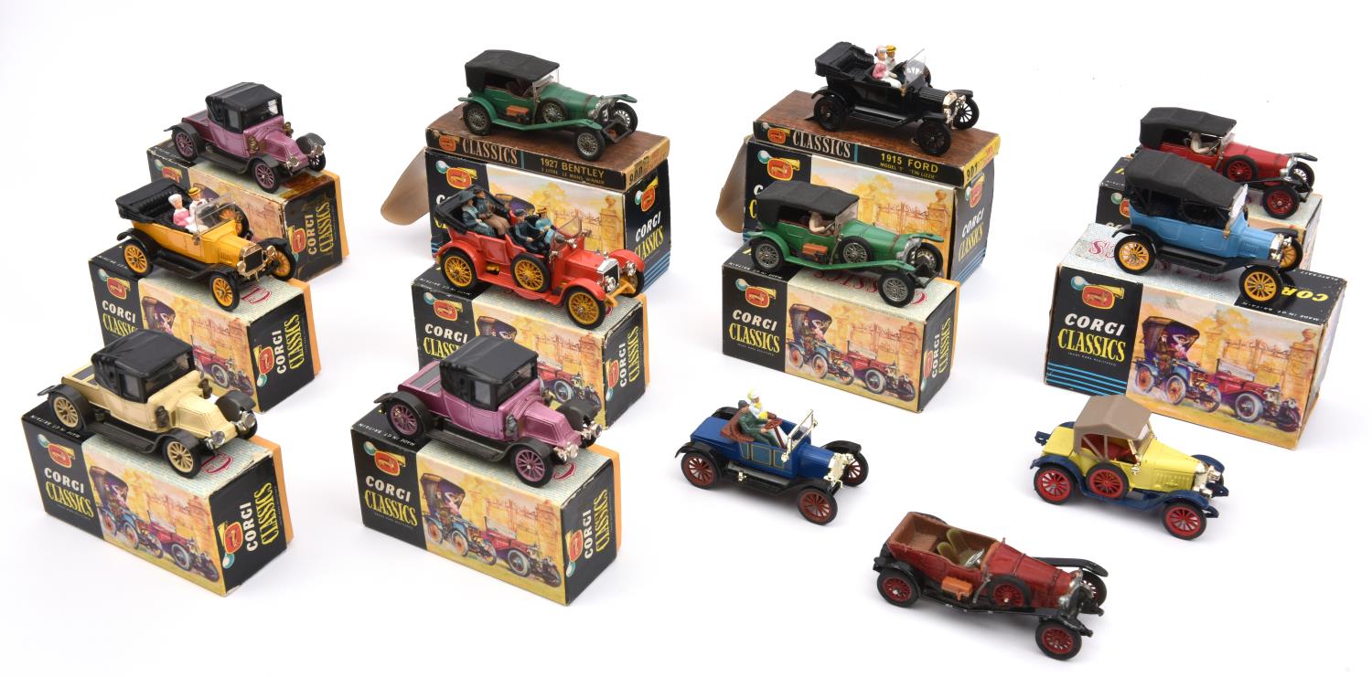 10 original 1960's issue Corgi Classics 3x Bentley, 2 in green and one in red. A 1910 Daimler in
