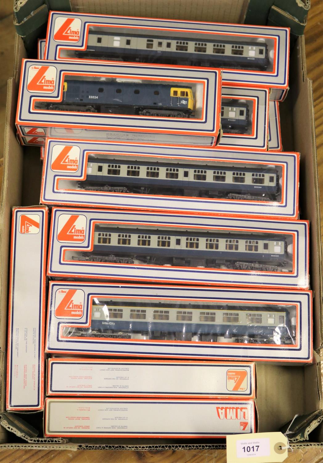 A quantity of Lima OO gauge railway. 4x BR Class 33 Bo-Bo diesel locomotives - 3x in blue and yellow