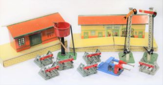 12 Hornby O Gauge Accessories. A late style (1950's) No.3 Station with fixed doors, no chimneys,