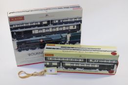 2 Hornby Railways Train Packs. Bournemouth Belle R2300. Comprising BR Merchant Navy class 4-6-2