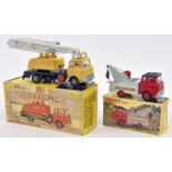 2 Dinky Toys. A Bedford Jones Fleetmaster Cantilever Crane (970) in yellow. Together with a