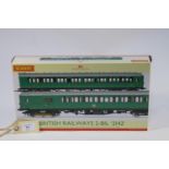 Hornby Railways British Railways 2-BIL '2142' EMU Train Pack (R3162A). Comprising a driving motor