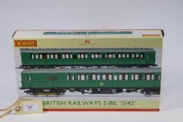 Hornby Railways British Railways 2-BIL '2142' EMU Train Pack (R3162A). Comprising a driving motor