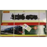 2x Hornby locomotives. A Southern Railway Class 700 0-6-0 tender loco, 693, in unlined black