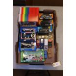 16x model Land Rovers and Range Rovers by various makes. Including 3x Britains Land Rovers; UN