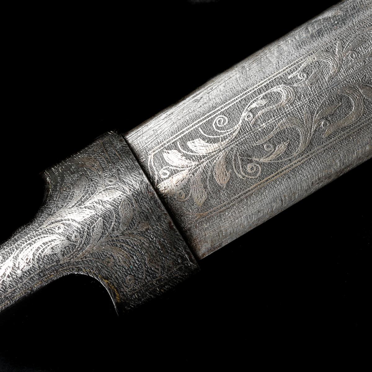 A Bosnian dagger kindjal c.1900. Probably Sarajevo, broad straight DE blade 29.5cms silver - Image 3 of 3