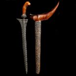 A Javanese dagger dress kris (solo ladrang keris) Straight DE blade 36cms with striking 'herring