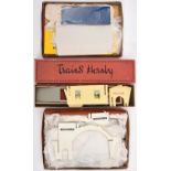 3 rare French 'Trains Hornby' O gauge accessories. 'Quai A Marchandises Demontable' (Goods Shed