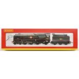 Hornby OO gauge BR Merchant Navy Class 4-6-2 locomotive (R2310). Elders Fyffes 35016, in lined