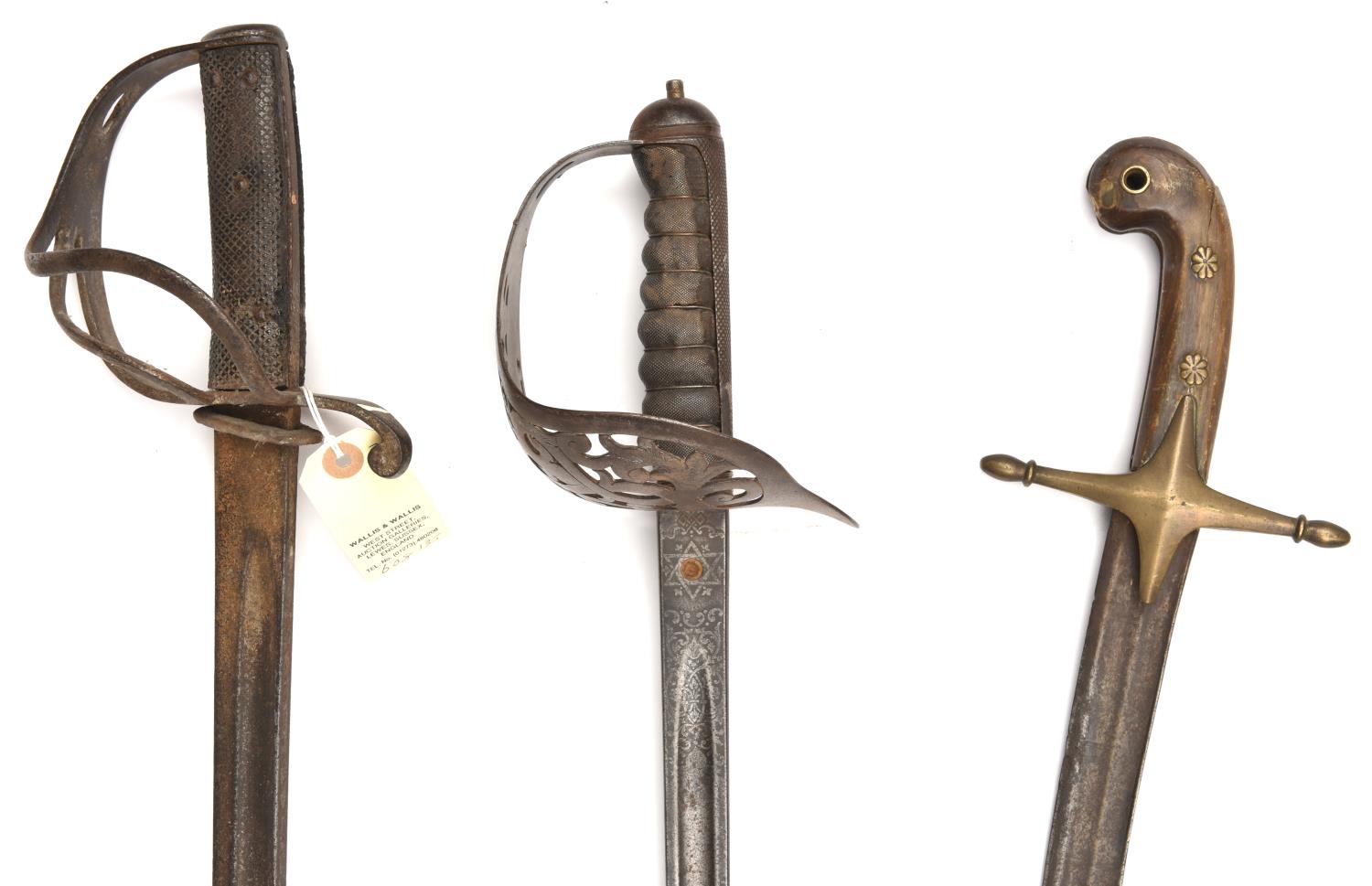 A mameluke hilted sword, blade 29½" with double fullers, the hilt with brass crosspiece and horn - Image 2 of 2