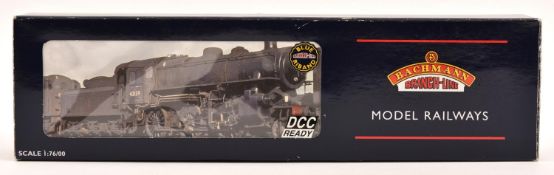 Bachmann Branchline OO gauge BR Class 4 2-6-0 locomotive (32-585). 43106, in lined black livery.
