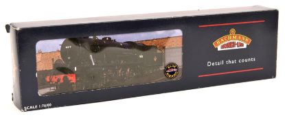 Bachmann Branchline OO gauge BR WD Austerity 2-8-0 locomotive (32-251). 90274, in unlined black