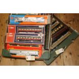 35x OO/HO gauge coaches by Lima, RoCo, Hornby Acho, etc. Including 18x British outline coaches