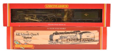 2 Hornby Railways tender locomotives. A Southern Railways Schools Class 4-4-0 Repton RN926 (R.683)