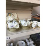 A Tuscan china tea service