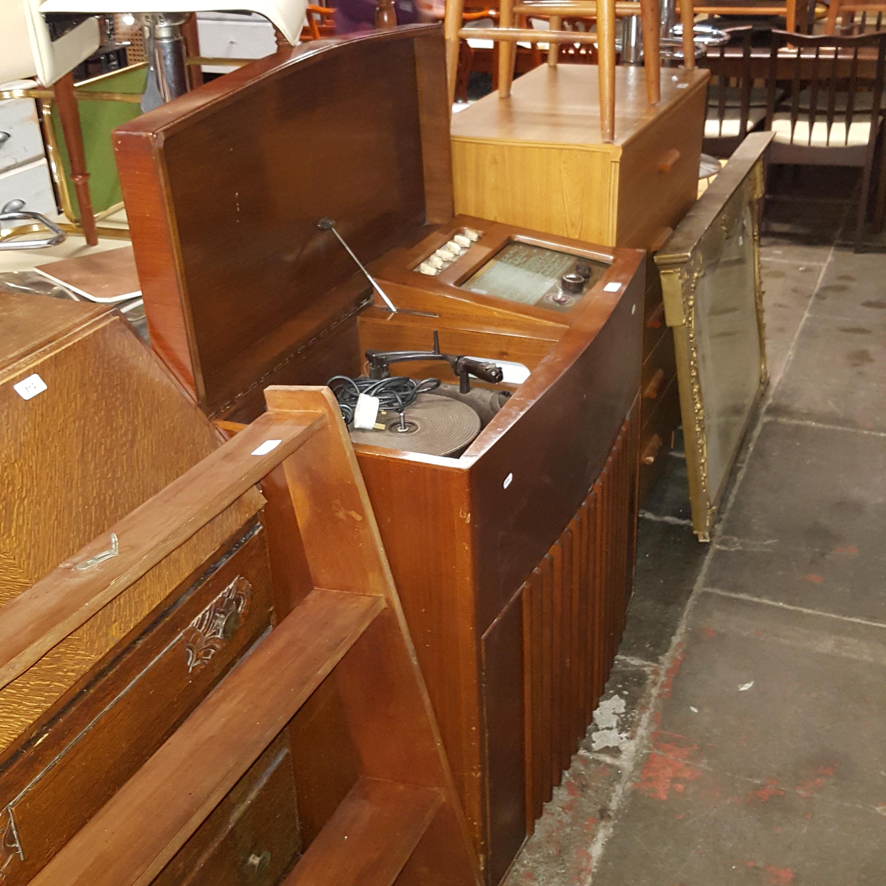 A Dynatron radiogram and console speaker cabinet - Image 9 of 14