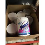 7 Vanish crystal white oxi action powder ( damaged packaging )