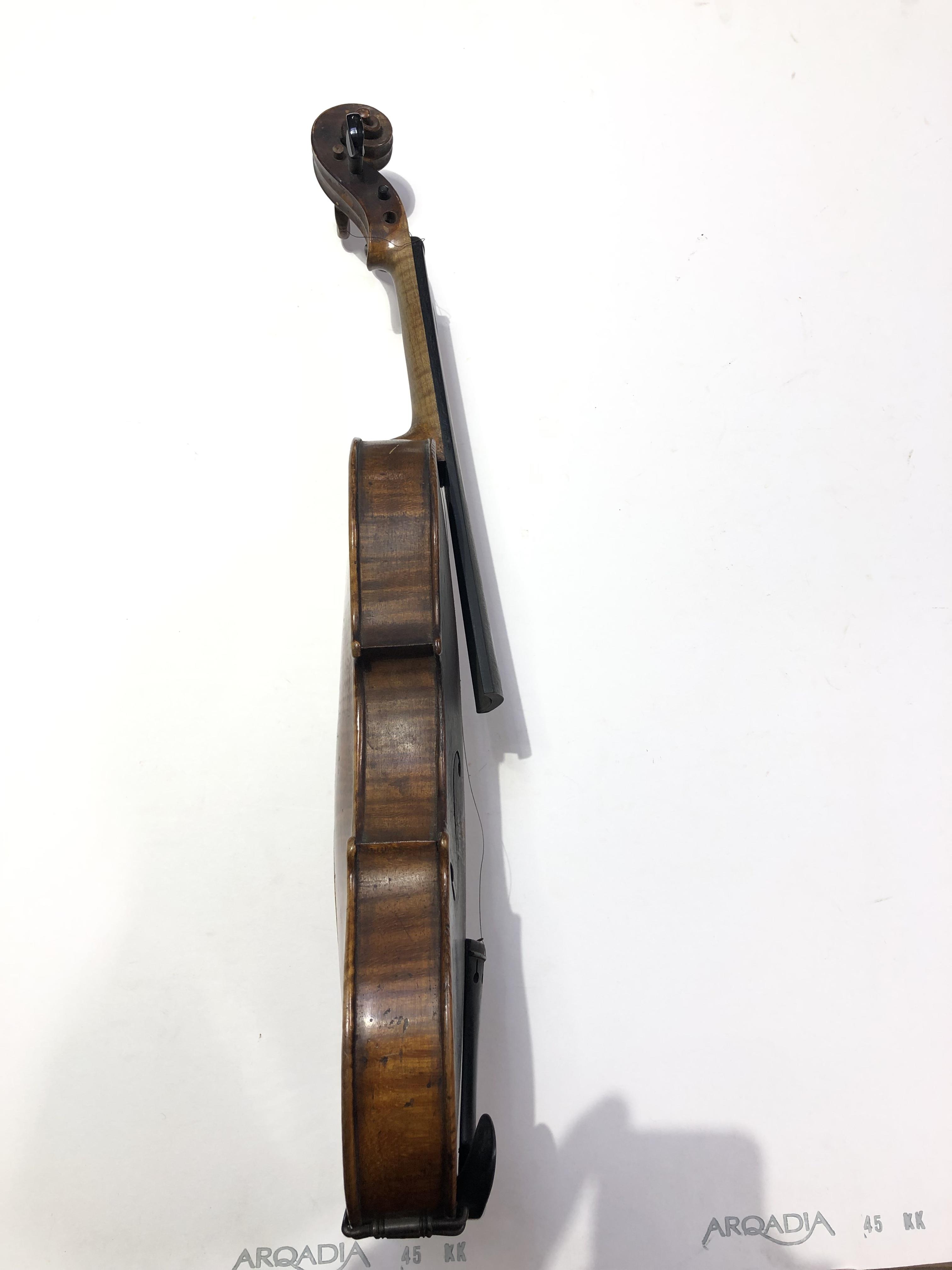 A late 19th century violin bearing label 'Antonius Stradiuarius Cremonensis Faciebat Anno 1713', - Image 6 of 22