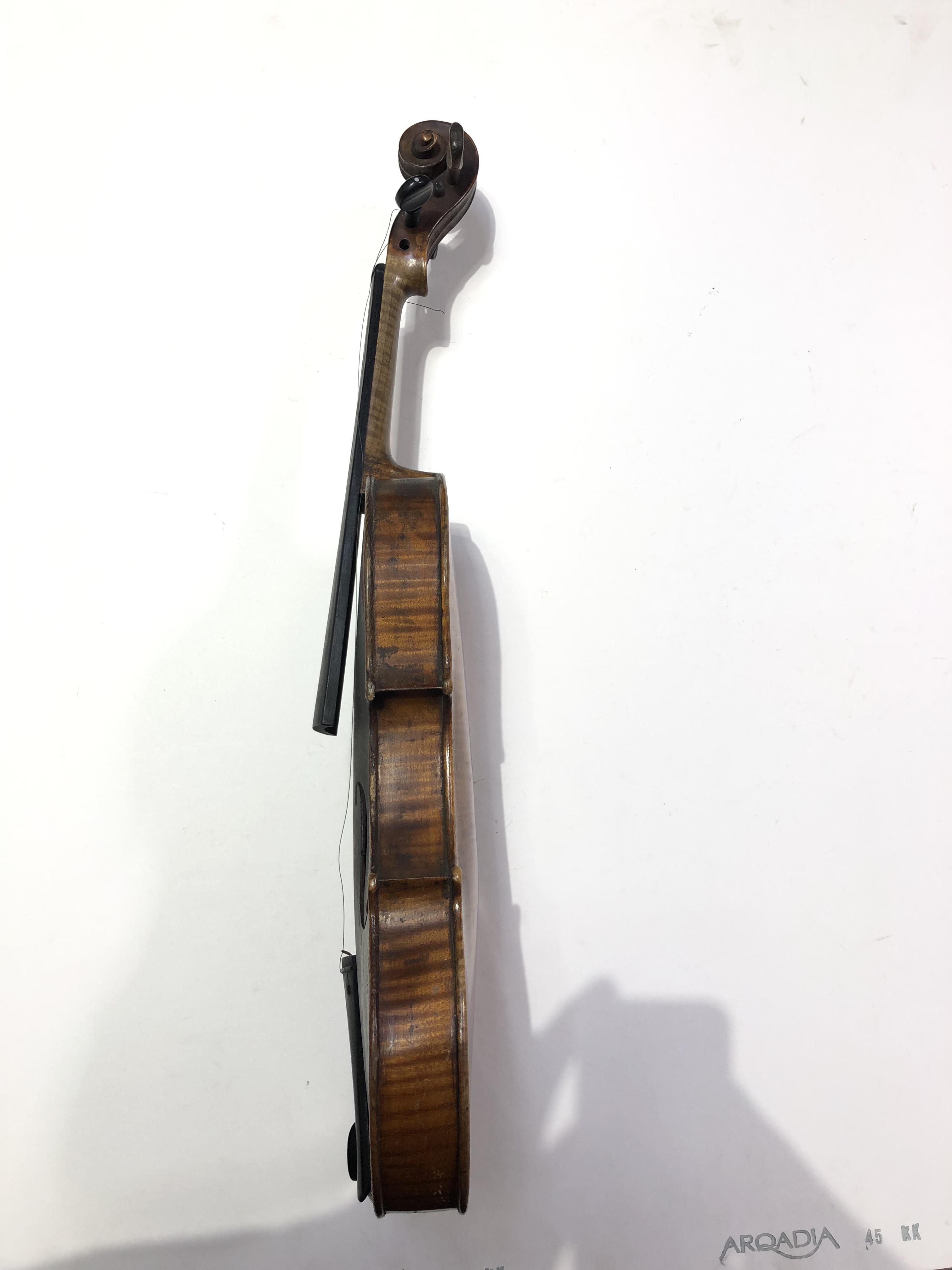 A late 19th century violin bearing label 'Antonius Stradiuarius Cremonensis Faciebat Anno 1713', - Image 9 of 22