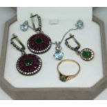 A mixed lot of jewellery comprising a hallmarked 9ct gold ring set with an emerald gross wt. 2g size