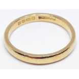 A hallmarked 22ct gold wedding band, wt. 4.1g, size P.